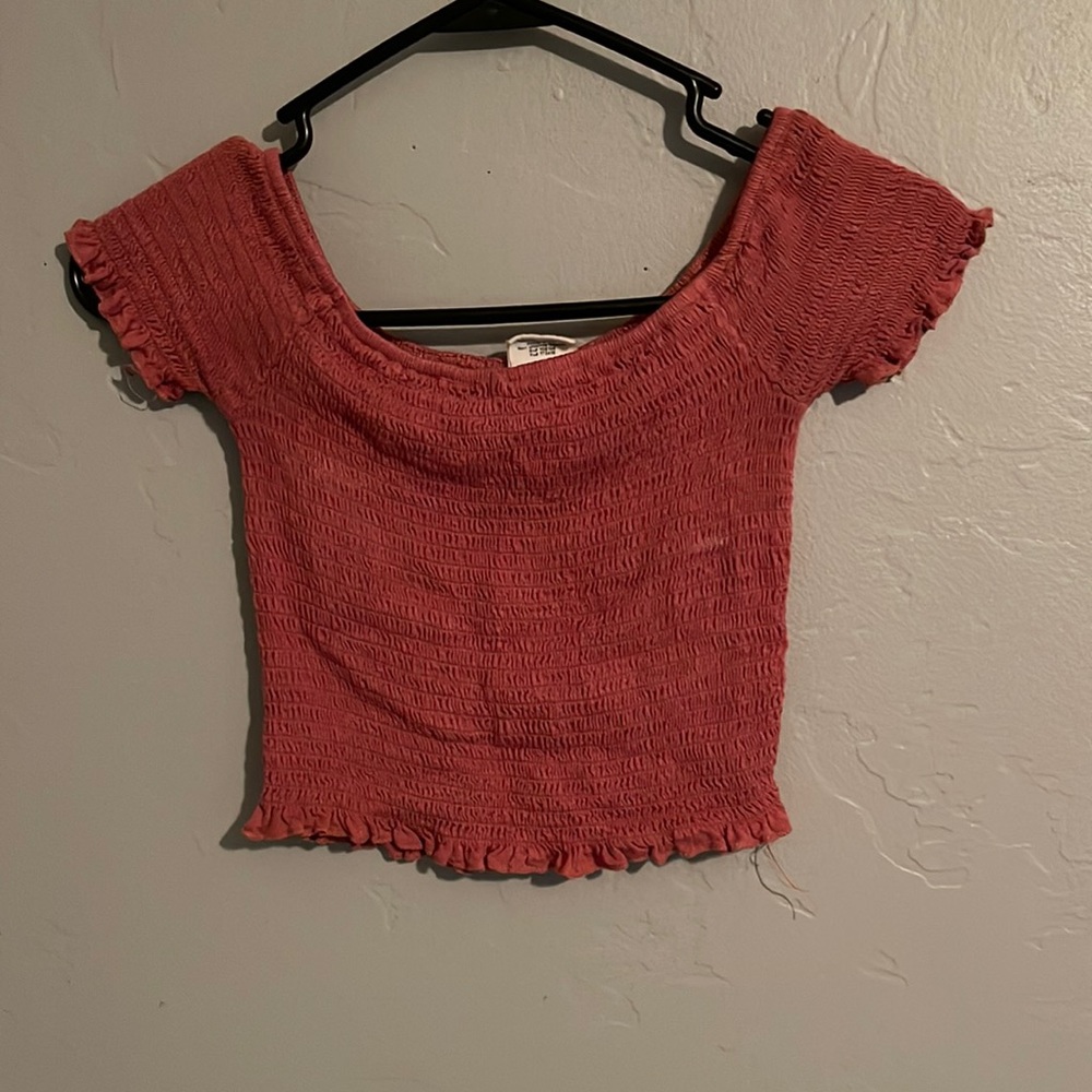 XS Full Tilt off shoulder crop top